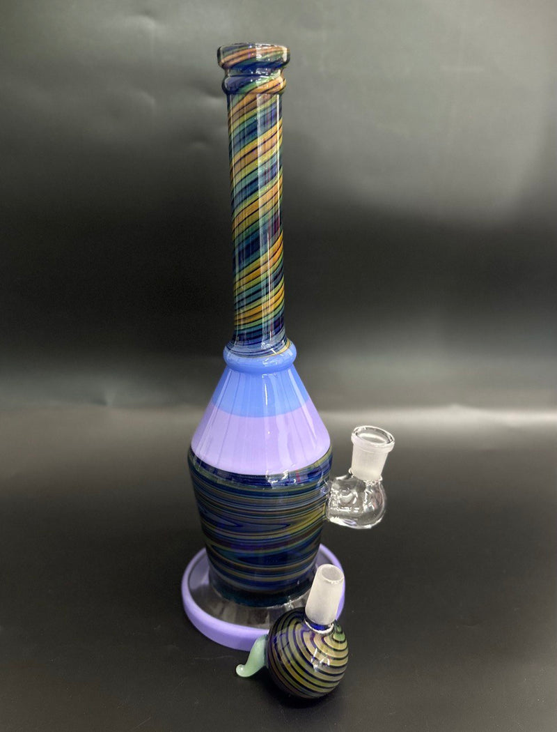 Swirling Design Glass Water Pipe
